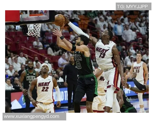 2018年NBA东部决赛第五场骑士与凯尔特人激战回顾与精彩瞬间分析